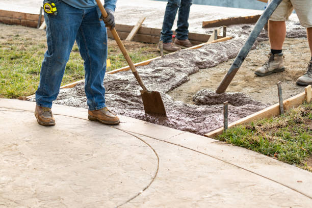 Best Concrete Walkway Installation  in Thornton, CO